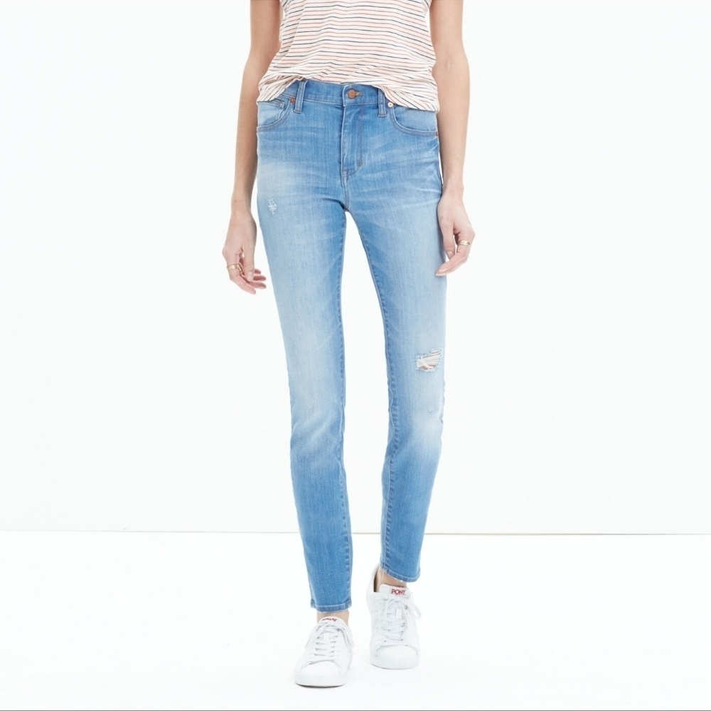 🔥Madewell 9" High-Rise Skinny Skinny Jeans in Sadie Wash, Size 28